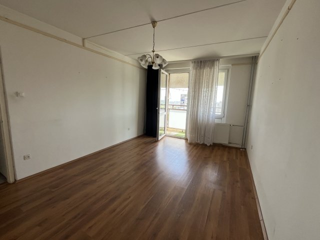 Eladó panellakás, Miskolcon 23.9 M Ft, 1+2 szobás