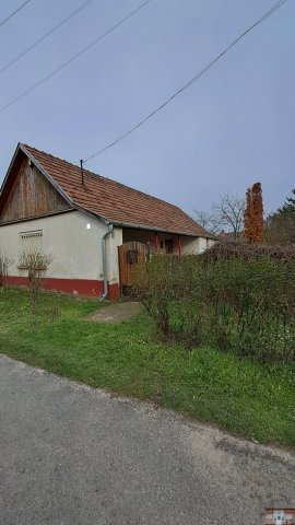Eladó családi ház, Monoron 27.25 M Ft, 1+1 szobás