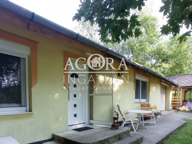 Eladó családi ház, Zalaegerszegen 109.08 M Ft, 6 szobás