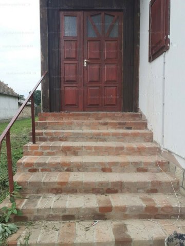 Eladó családi ház, Mesztegnyőn 84 M Ft, 6+2 szobás