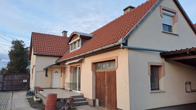 Eladó családi ház, Cegléden 64.9 M Ft, 4 szobás