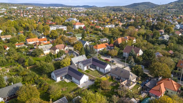Eladó családi ház, Biatorbágyon 245 M Ft, 5 szobás