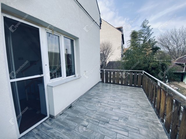 Eladó családi ház, Szegeden 85.99 M Ft, 5 szobás