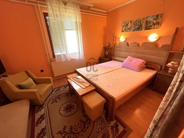 Kiadó hotel, Hajdúszoboszlón 1500 E Ft / hó, 10 szobás