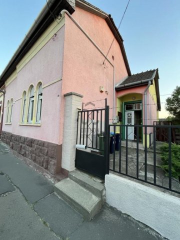 Eladó családi ház, Budapesten, XX. kerületben 84 M Ft, 3 szobás