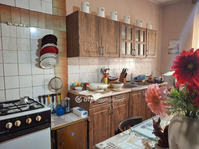 Eladó családi ház, Eleken 16.9 M Ft, 2 szobás