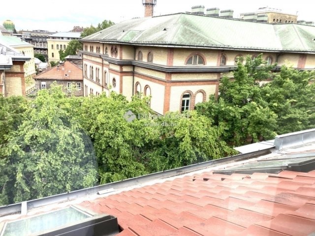 Eladó téglalakás, Budapesten, VIII. kerületben 89.9 M Ft