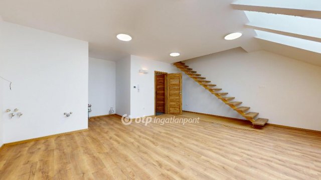 Eladó téglalakás, Nyíregyházán 44.75 M Ft, 1+1 szobás
