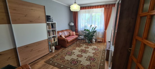 Eladó téglalakás, Nyíregyházán 53.8 M Ft, 3 szobás