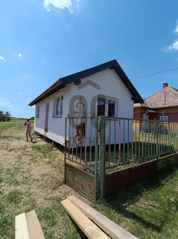 Eladó családi ház, Pusztahencsen 12.5 M Ft, 1 szobás
