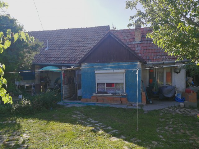 Eladó családi ház, Tápiószentmártonon 8.7 M Ft, 3 szobás