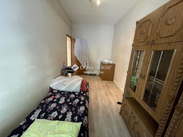 Eladó téglalakás, Nagykanizsán 18.99 M Ft, 2 szobás