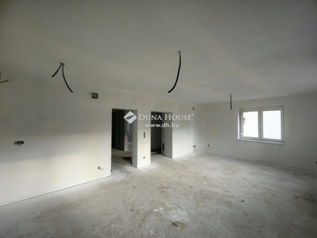 Eladó családi ház, Zalaegerszegen 79.9 M Ft, 4 szobás