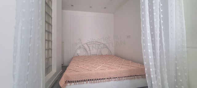 Kiadó téglalakás, albérlet, Budapesten, V. kerületben