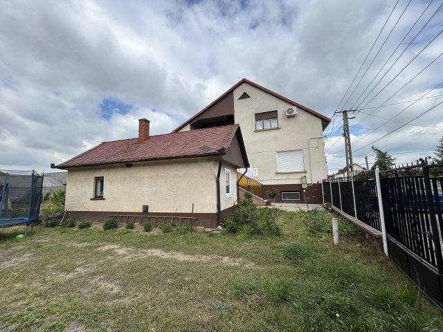 Eladó családi ház, Újhartyánon 147.5 M Ft, 5 szobás