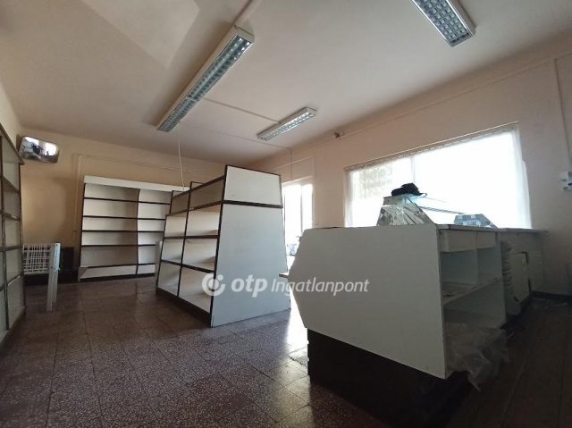 Eladó üzlethelyiség, Boldogon 23.5 M Ft / költözzbe.hu