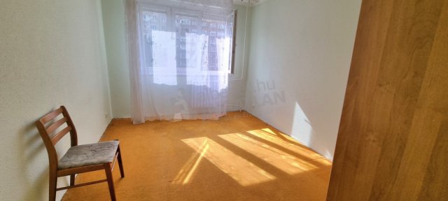 Kiadó panellakás, albérlet, Budapesten, III. kerületben