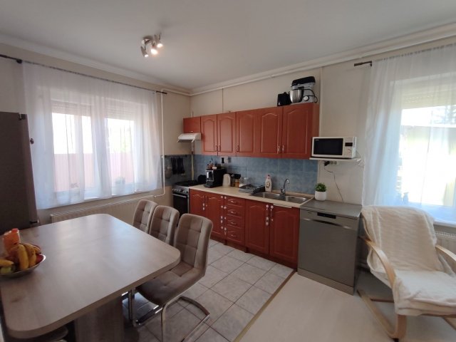 Eladó téglalakás, Szolnokon 55 M Ft / költözzbe.hu