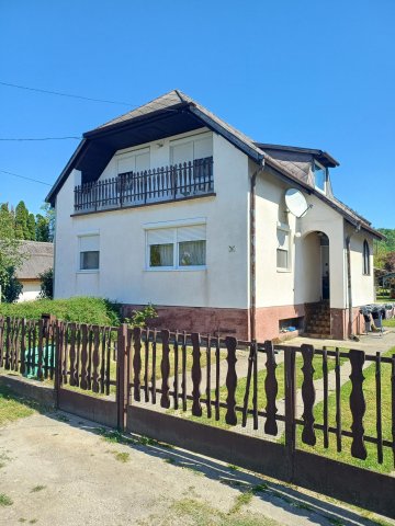 Eladó családi ház, Gyenesdiáson 94.49 M Ft, 5 szobás