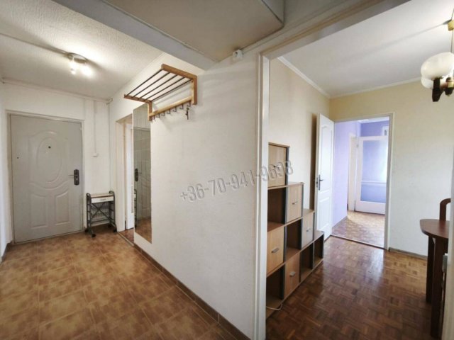 Eladó panellakás, Budapesten, III. kerületben 59.9 M Ft