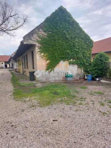 Eladó téglalakás, Mosonmagyaróváron 14.99 M Ft, 3 szobás