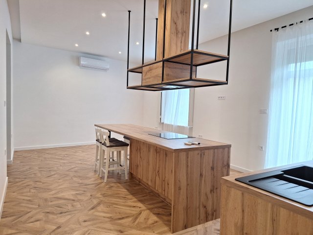 Kiadó téglalakás, albérlet, Kecskeméten 180 E Ft / hó