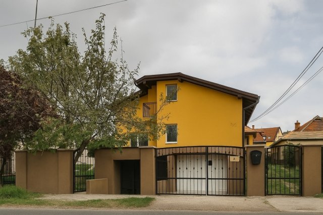 Eladó családi ház, Budapesten, XVI. kerületben 156 M Ft