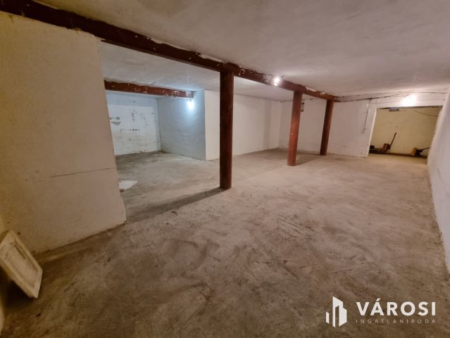Kiadó ipari ingatlan, Debrecenben 110 E Ft / hó