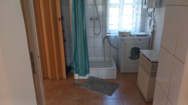 Eladó családi ház, Alattyánban 25 M Ft, 5 szobás