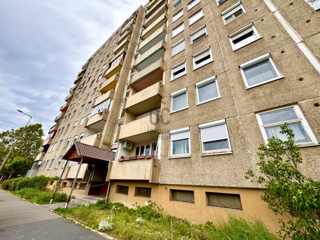 Eladó panellakás, Budapesten, XXI. kerületben 49.5 M Ft, 2 szobás