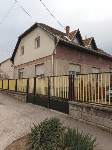 Eladó családi ház, Fóton 82.9 M Ft, 6 szobás