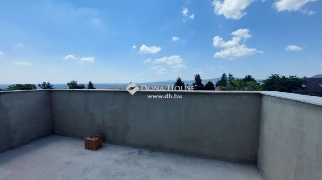 Eladó családi ház, Szentendrén 310 M Ft, 4 szobás