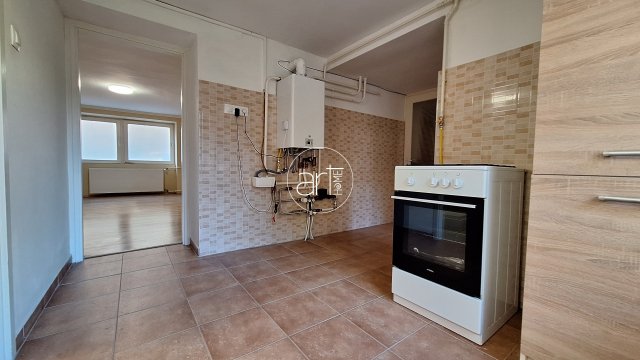 Kiadó téglalakás, albérlet, Szegeden 125 E Ft / hó, 1 szobás