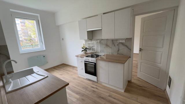 Eladó téglalakás, Budapesten, X. kerületben 52 M Ft, 1 szobás