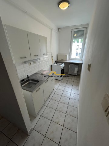 Eladó téglalakás, Kaposváron, Arany János utcában 28.5 M Ft