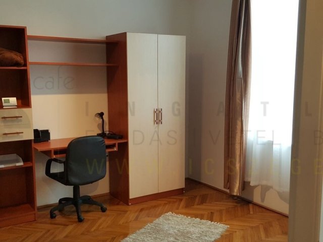 Kiadó téglalakás, albérlet, Szegeden 175 E Ft / hó, 2 szobás