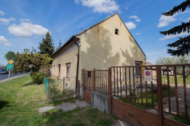 Eladó családi ház, Ászáron 27.9 M Ft, 3 szobás