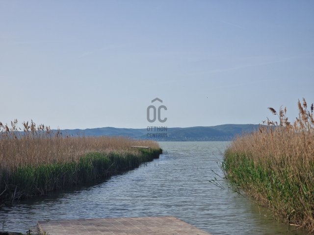 Eladó nyaraló, Balatonmáriafürdőn 119 M Ft, 4 szobás