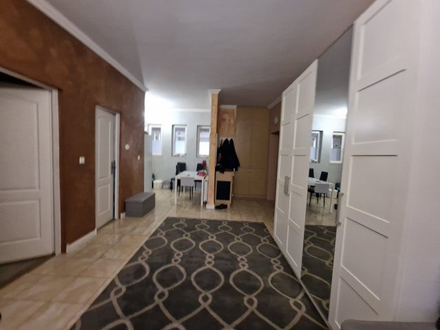 Eladó családi ház, Budapesten, XXI. kerületben, Akácfa utcában