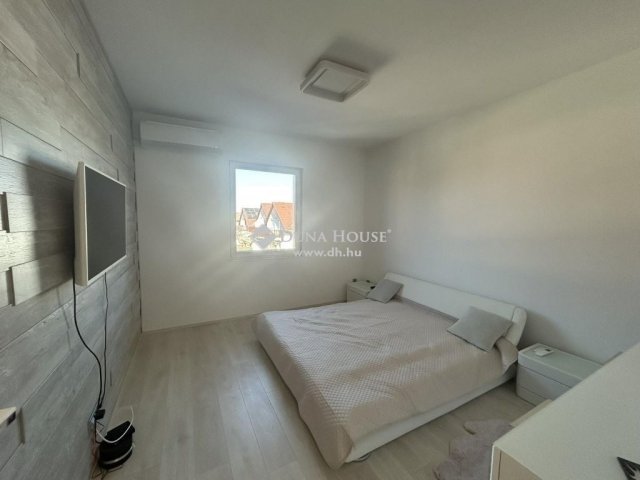 Eladó ikerház, Budapesten, XVII. kerületben 199.9 M Ft, 5 szobás