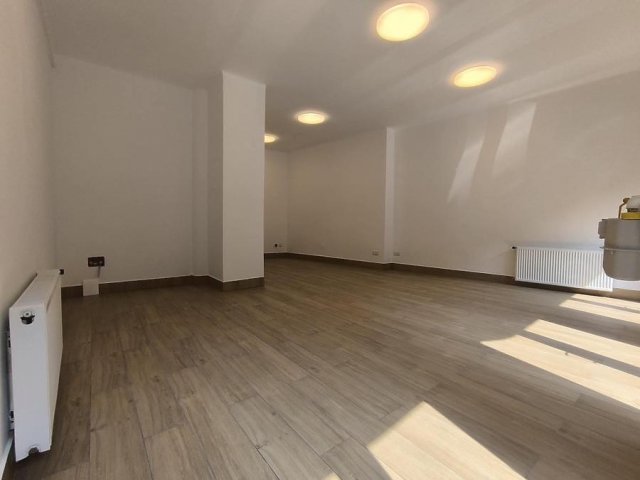 Kiadó üzlethelyiség, Budapesten, II. kerületben 500 E Ft / hó