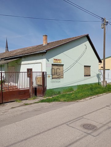 Eladó családi ház, Bátaszéken 23 M Ft, 3 szobás