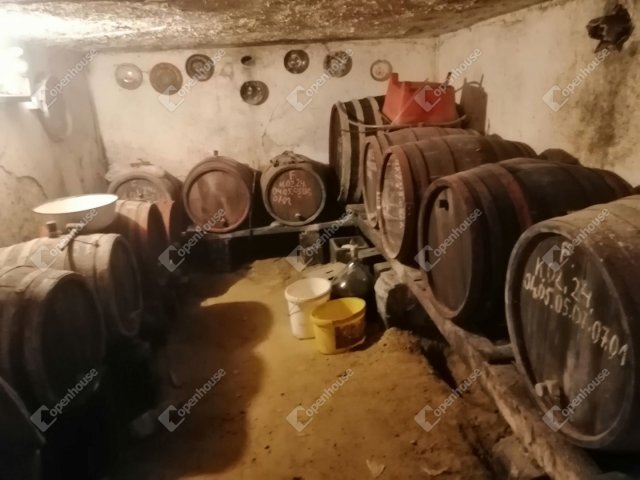 Eladó telek, Komáromban 10.9 M Ft / költözzbe.hu