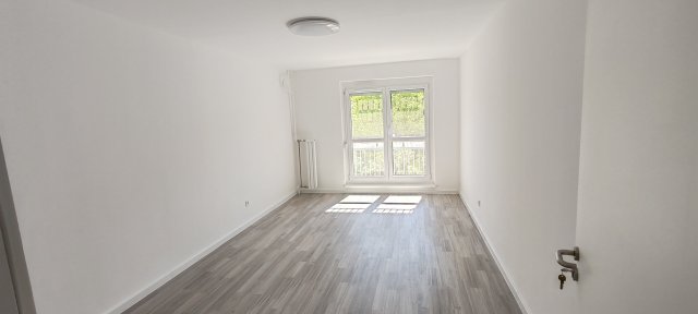Eladó panellakás, Budapesten, III. kerületben 74 M Ft, 3 szobás