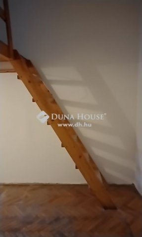 Eladó téglalakás, Budapesten, VIII. kerületben 44.9 M Ft