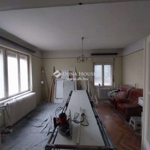 Eladó családi ház, Budapesten, XVI. kerületben 129.9 M Ft