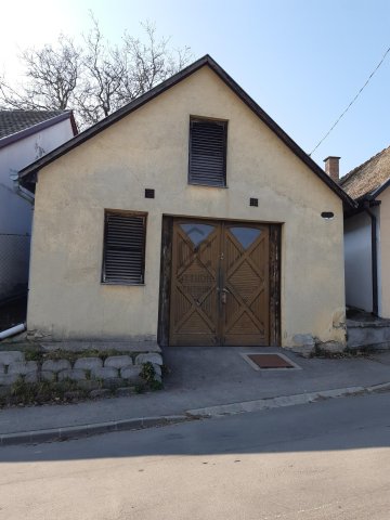 Eladó mezogazdasagi ingatlan, Szekszárdon 10.99 M Ft