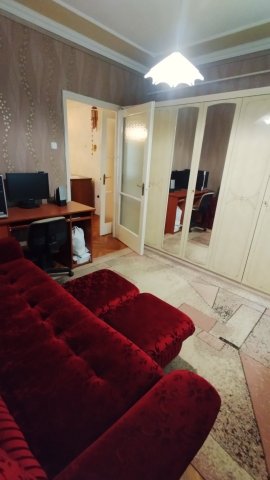 Eladó téglalakás, Szolnokon 27 M Ft, 3 szobás