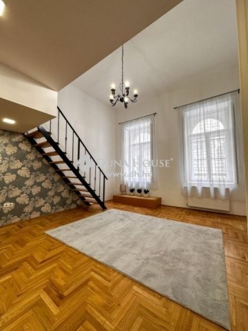 Eladó téglalakás, Budapesten, VI. kerületben 95.9 M Ft, 3 szobás