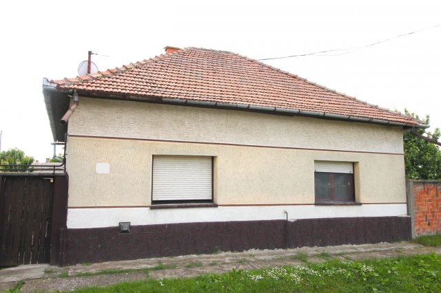 Eladó családi ház, Öcsödön 12.9 M Ft, 3 szobás